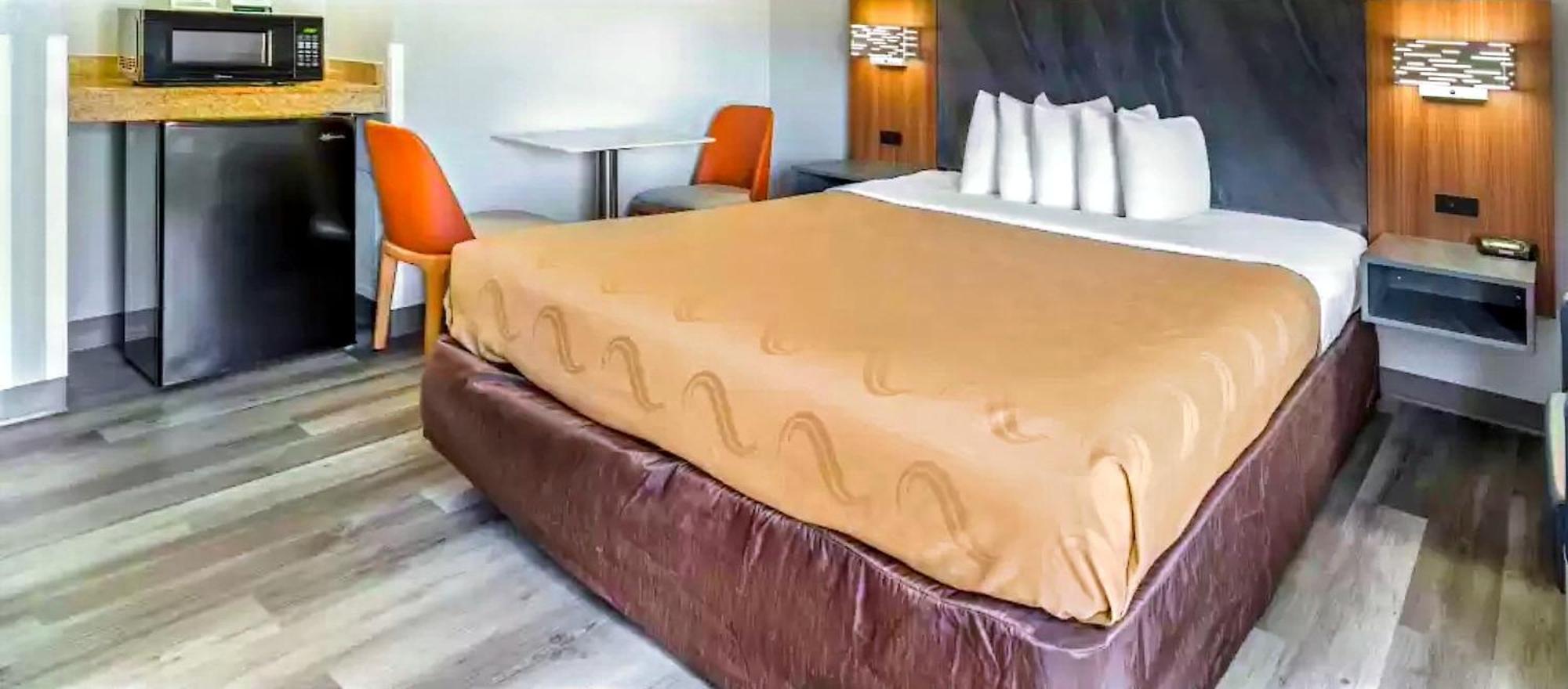 Quality Inn & Suites Manhattan Zewnętrze zdjęcie