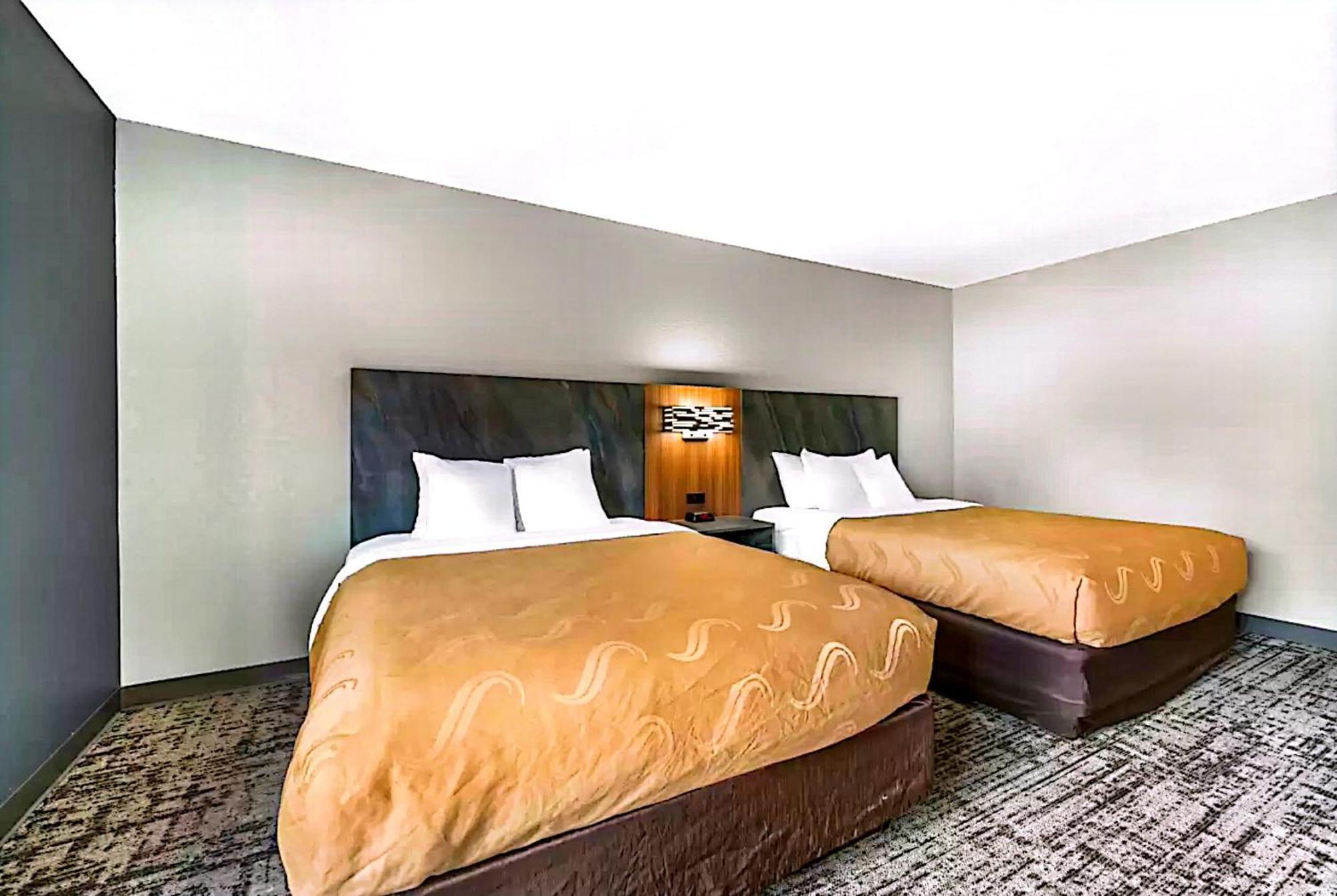 Quality Inn & Suites Manhattan Zewnętrze zdjęcie