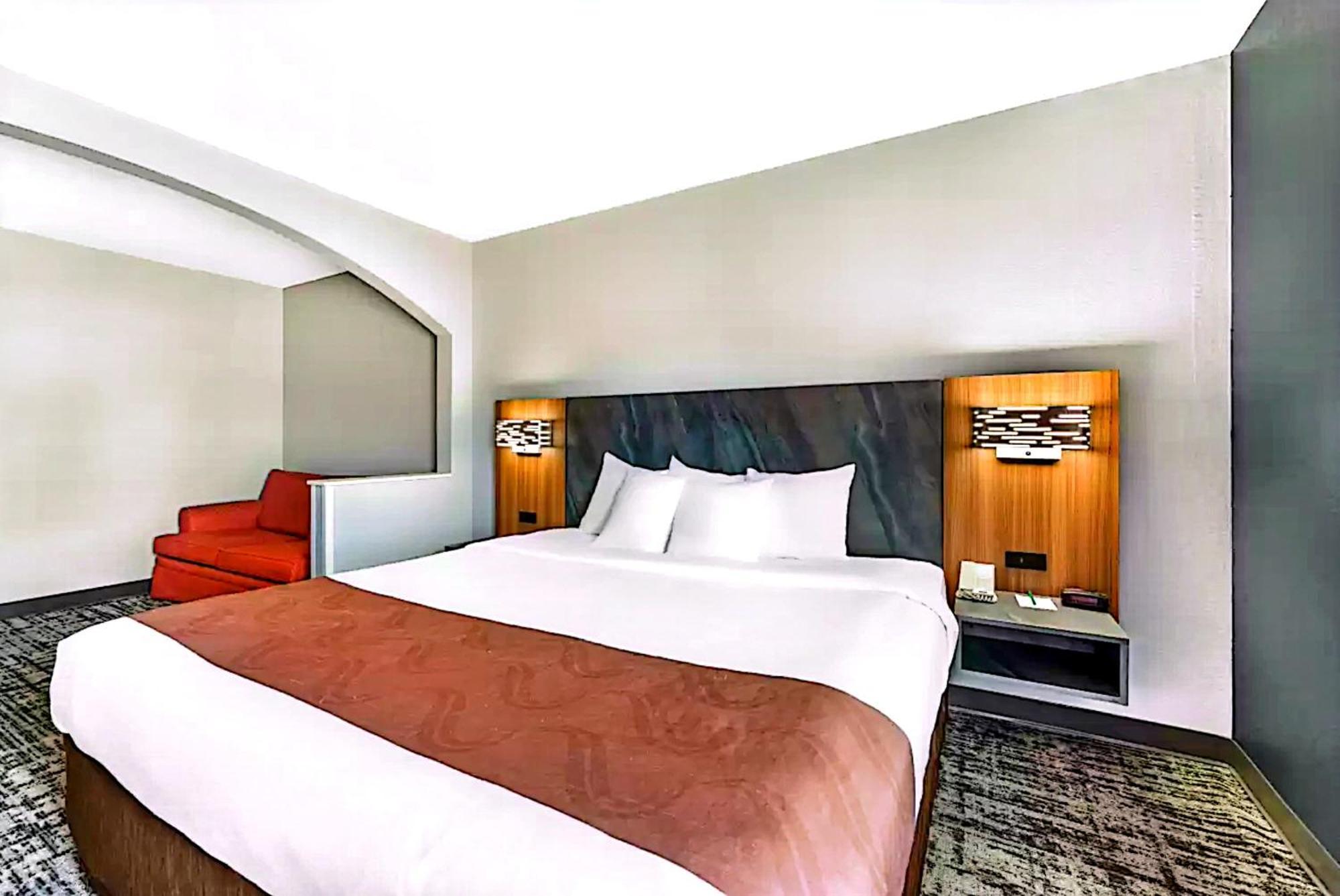 Quality Inn & Suites Manhattan Zewnętrze zdjęcie