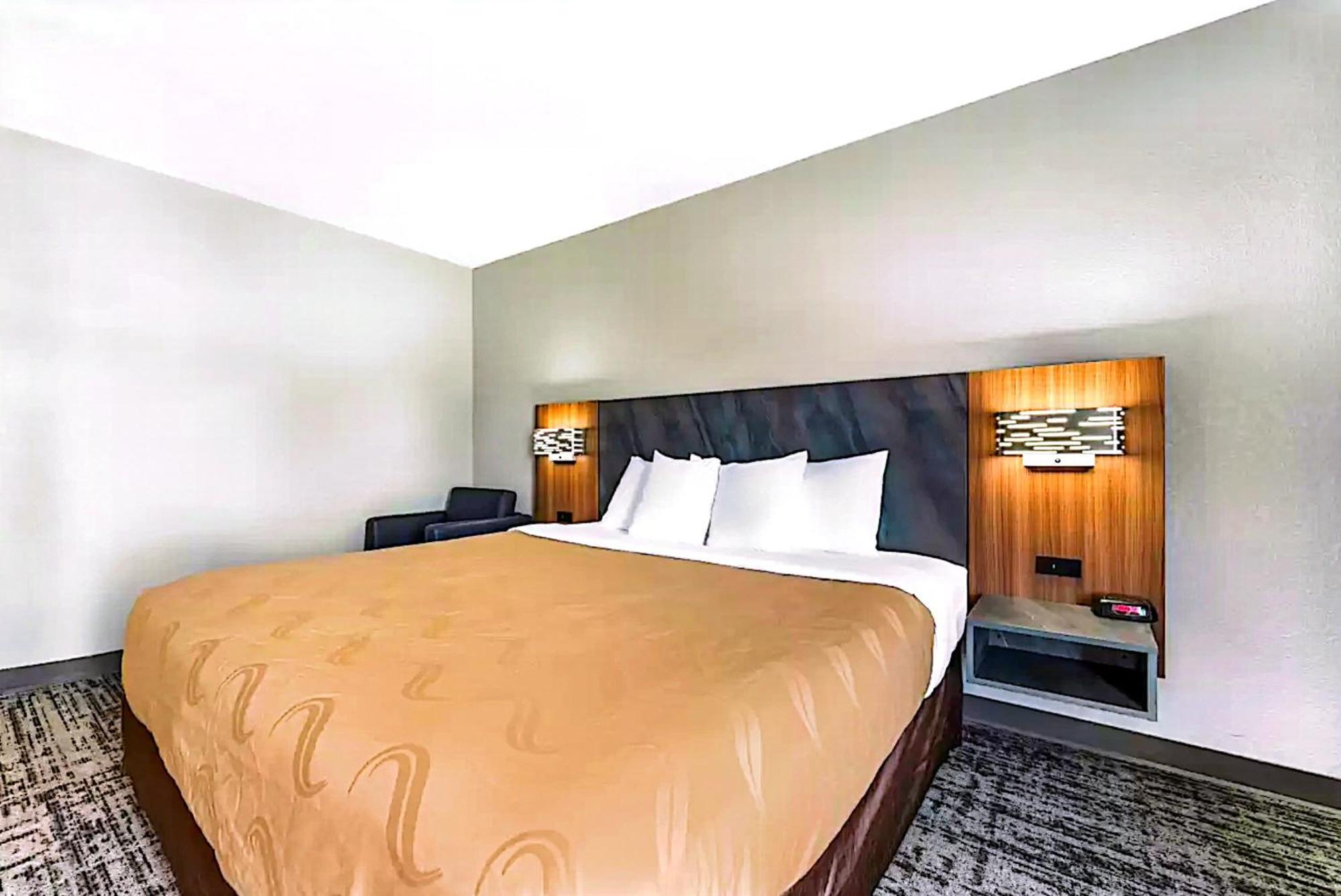 Quality Inn & Suites Manhattan Zewnętrze zdjęcie