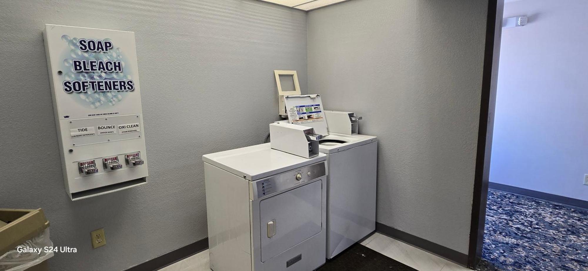 Quality Inn & Suites Manhattan Zewnętrze zdjęcie