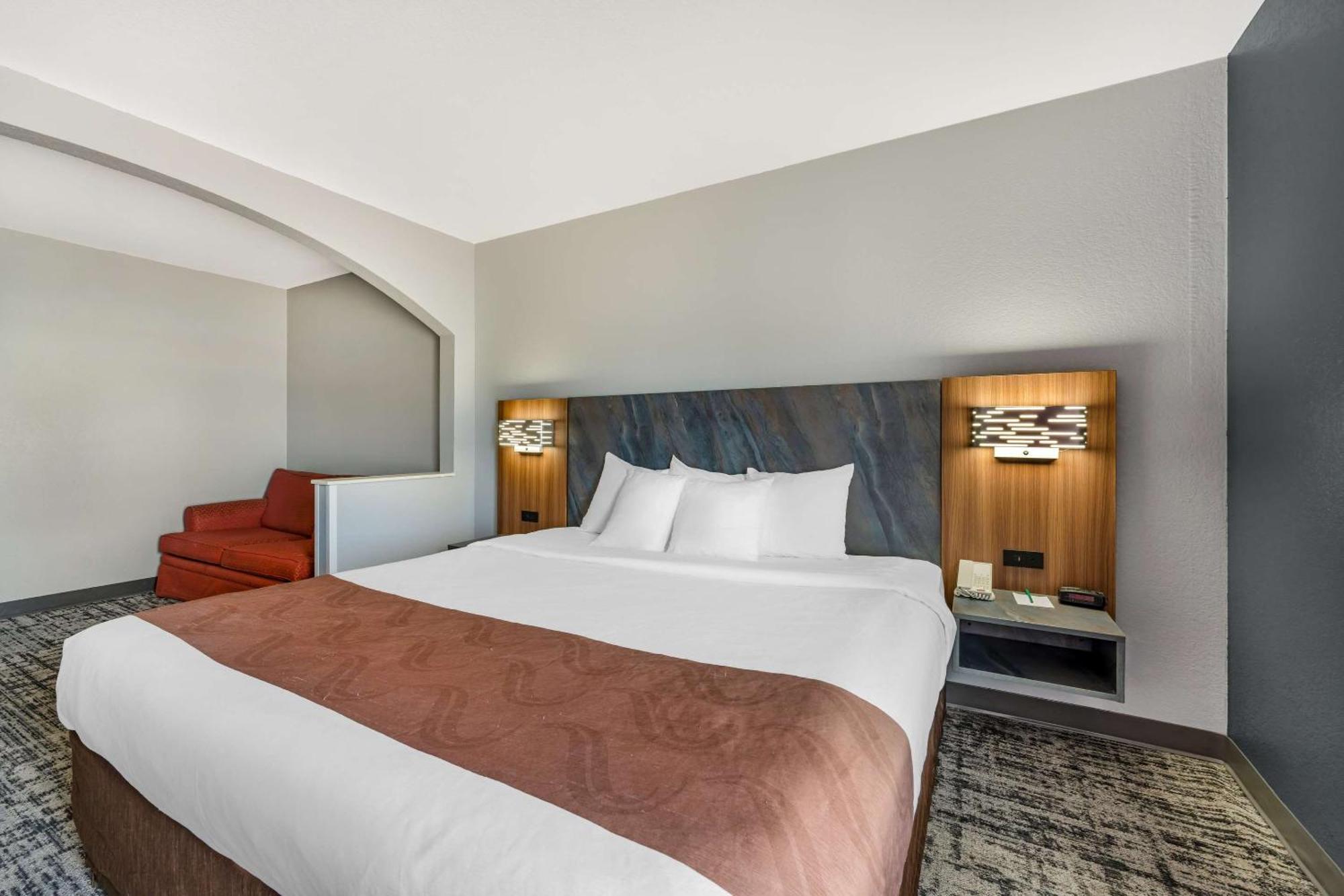 Quality Inn & Suites Manhattan Zewnętrze zdjęcie