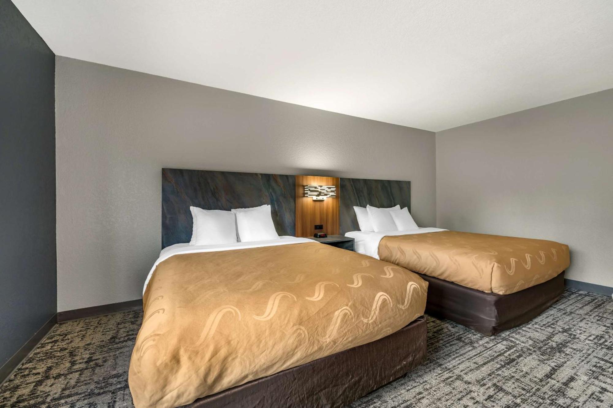 Quality Inn & Suites Manhattan Zewnętrze zdjęcie