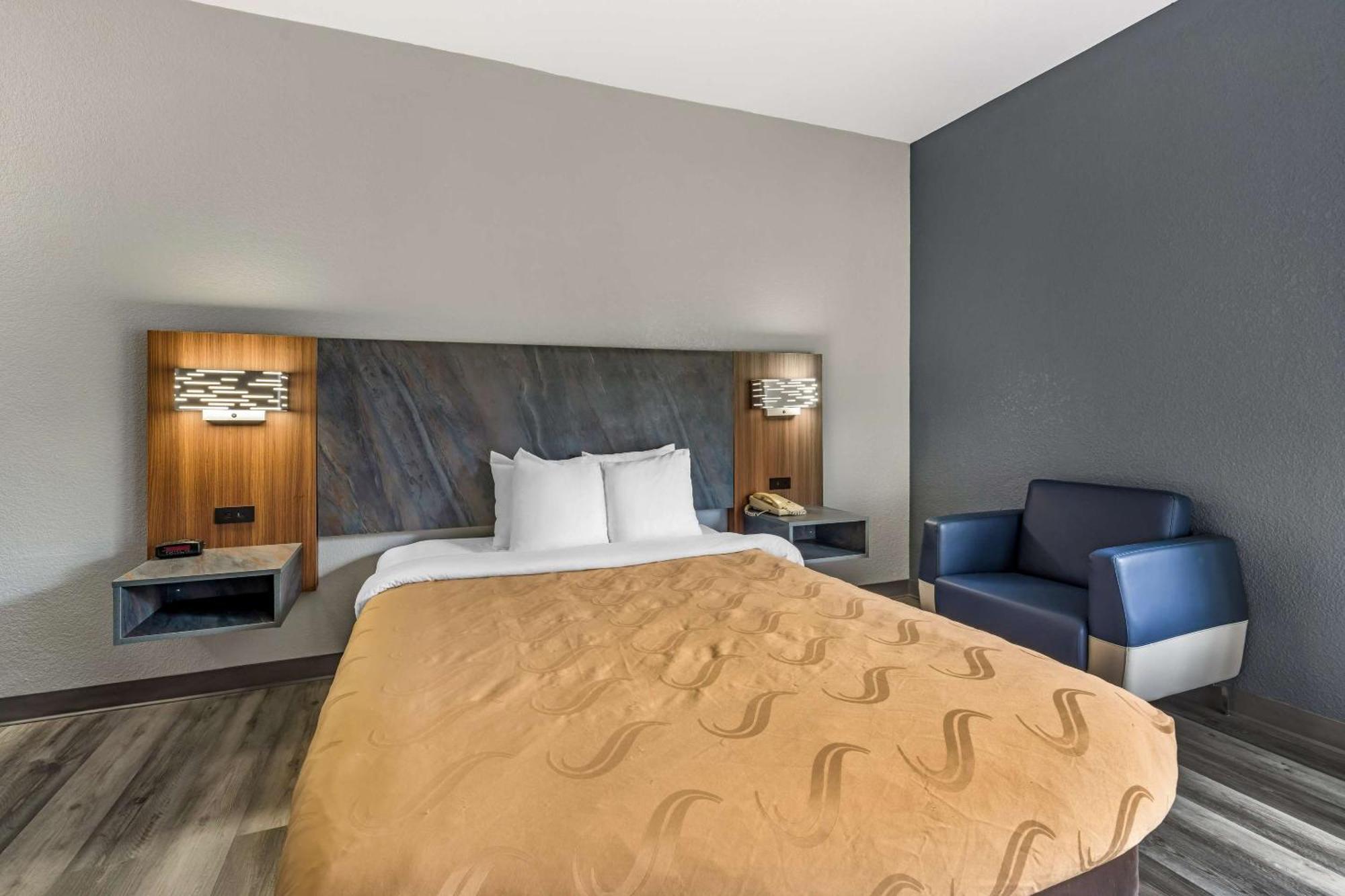 Quality Inn & Suites Manhattan Zewnętrze zdjęcie
